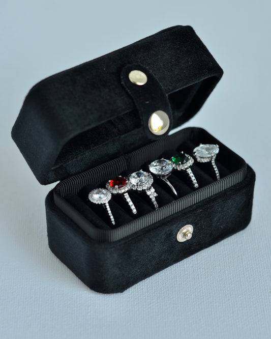 Boîte à bagues en velours noire et minimale, boîte à bagues personnalisée, organisateur de bijoux
